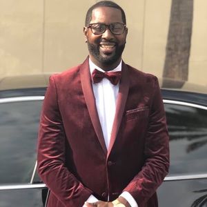 Meet your Posher, Larry